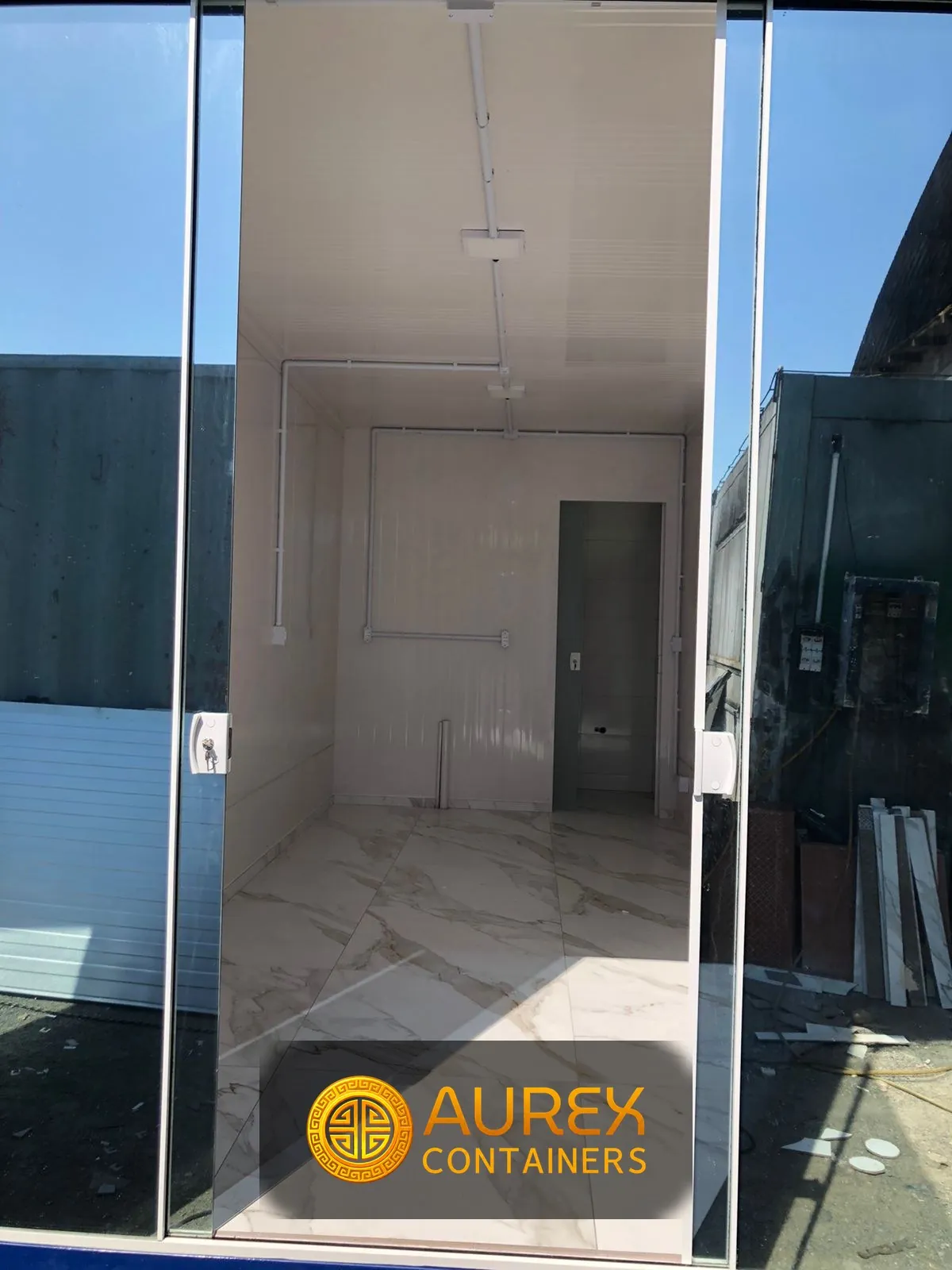 Container Reefer 20' — Modelo Residencial com banheiro completo — imagem 2